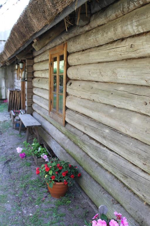 Maenni Summerhouse Kassari Buitenkant foto
