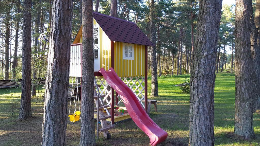 Maenni Summerhouse Kassari Buitenkant foto